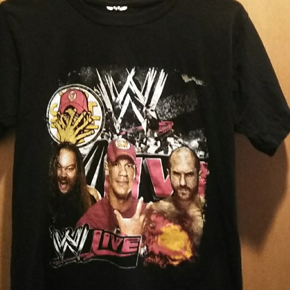 WWE 2014 t-shirt "Live"